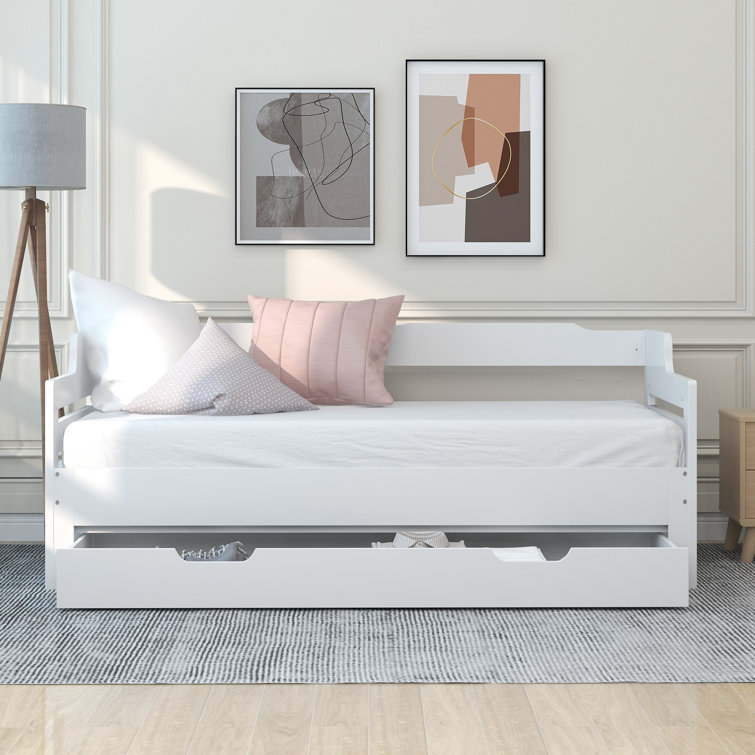 A daybed shop with trundle